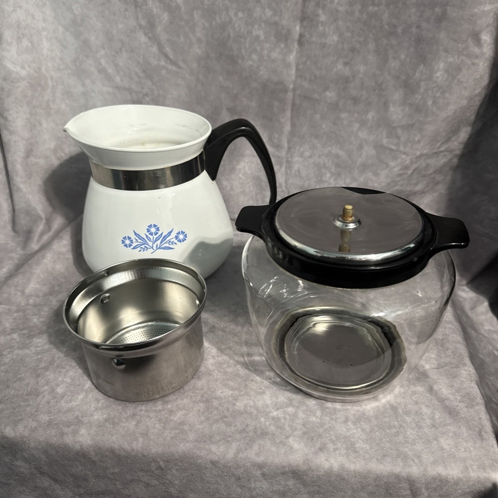 Vintage Corning Ware Blue Cornflower Drip Large P-118  8-Cup 2 QT Coffee Maker - Picture 3 of 16